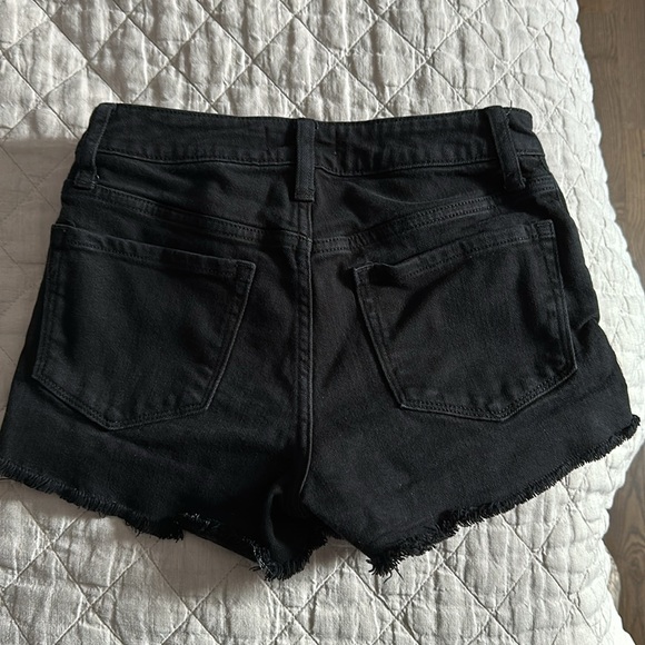 SUNDAY BEST ARITZIA Black Denim Jean Shorts - Mid Rise - Raw hem - Picture 6 of 7